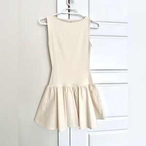 brandnew Babaton Cream Sleeveless Drop-Waist Flared Dress